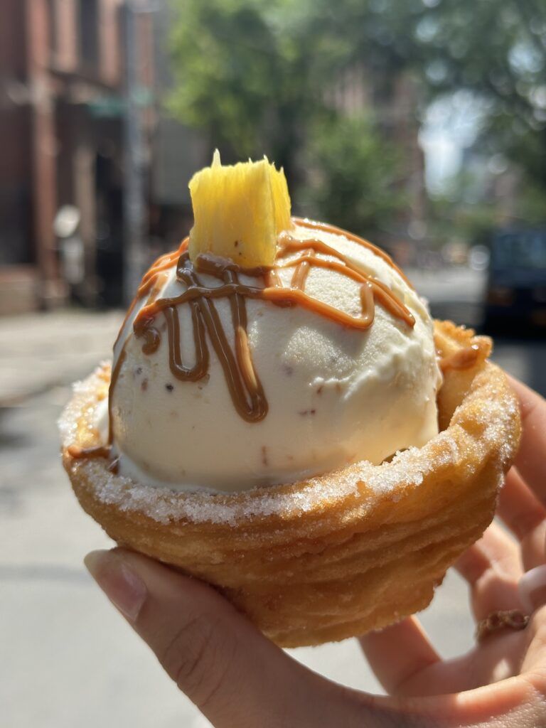 pinapple with icecream and churro