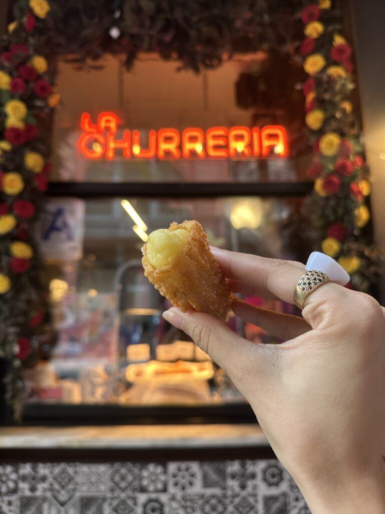 churro banana creme