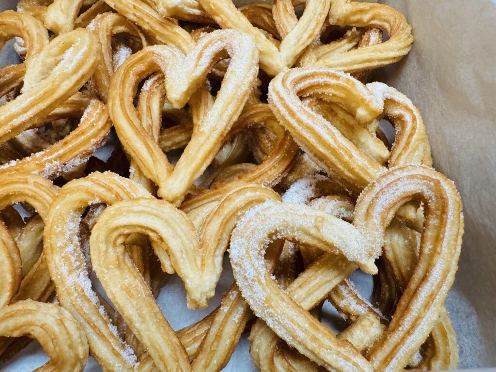 heart churros, big order